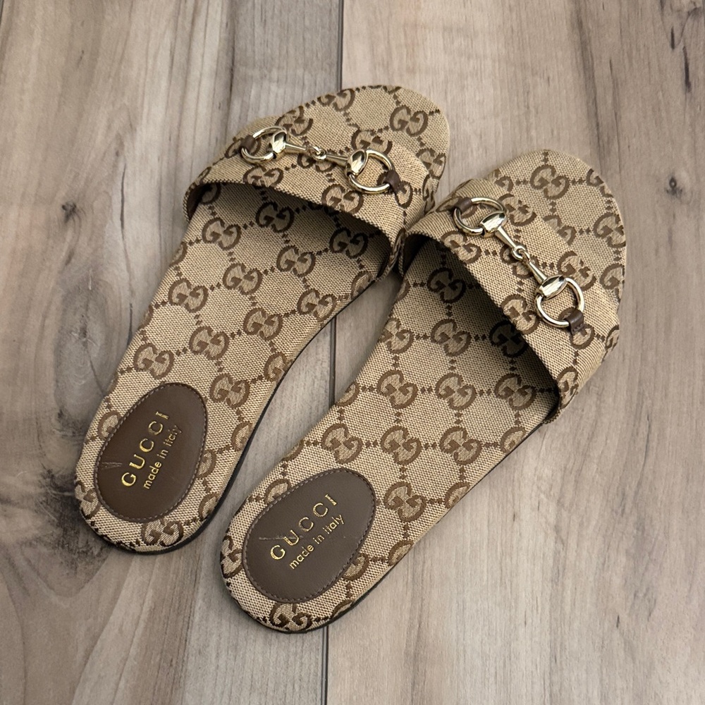 Gucci GG Siaga Women's Slide Sandals - Picture 2 of 4